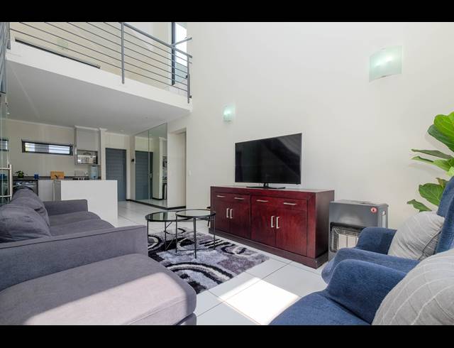 3 BEDROOM APARTMENT TO LET IN PAULSHOF